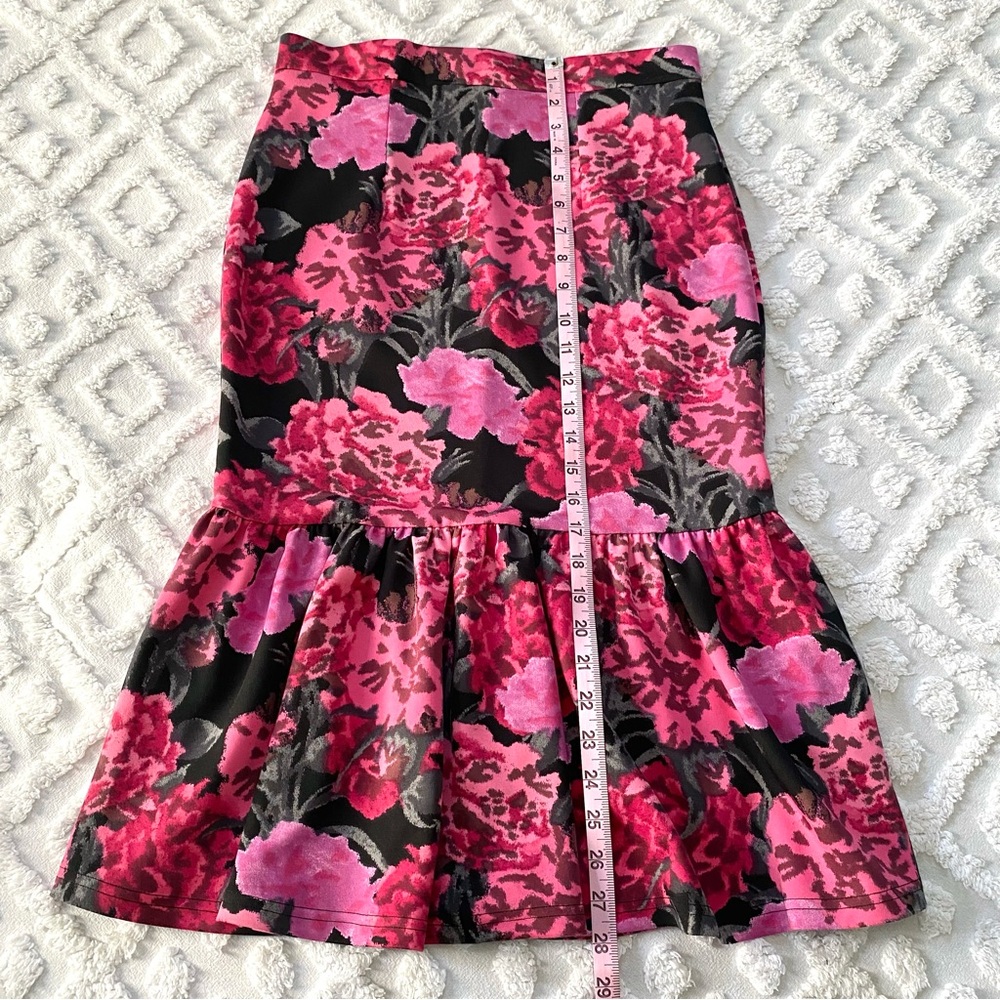 ASOS Pink & Black Floral Skirt with Peplum Hem - Picture 5 of 5